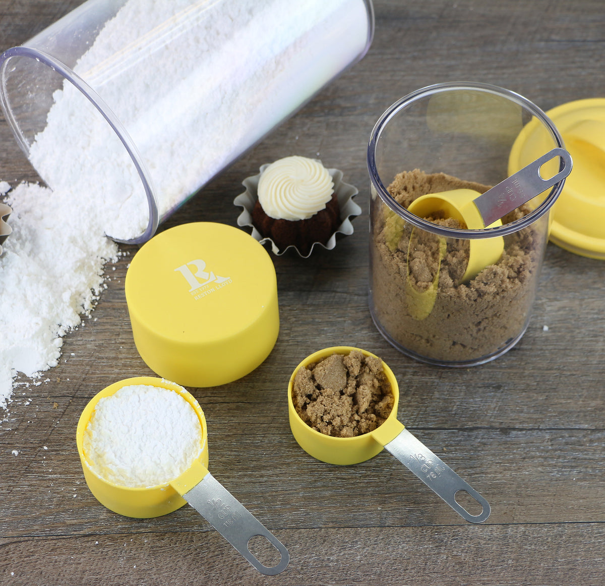 Reston Lloyd 8-Piece Measuring Cups & Spoons – Lemon